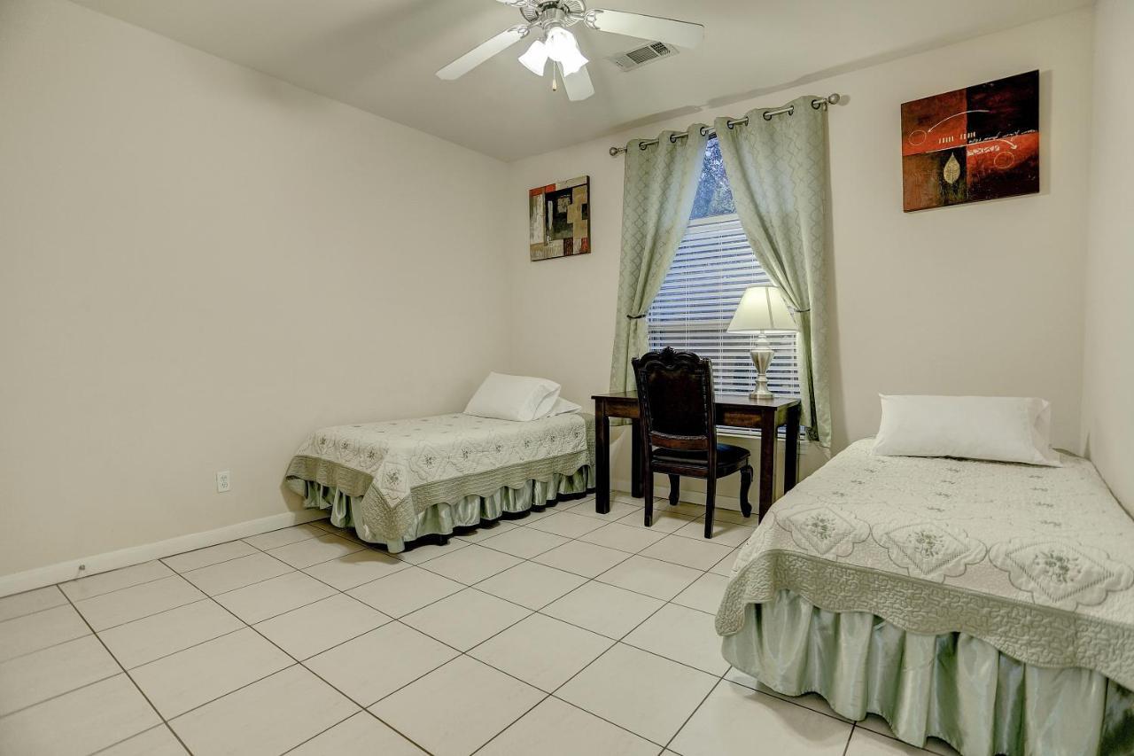 Villa Laverne 3 Bedroom Suite Furnished Condos Houston Exteriör bild