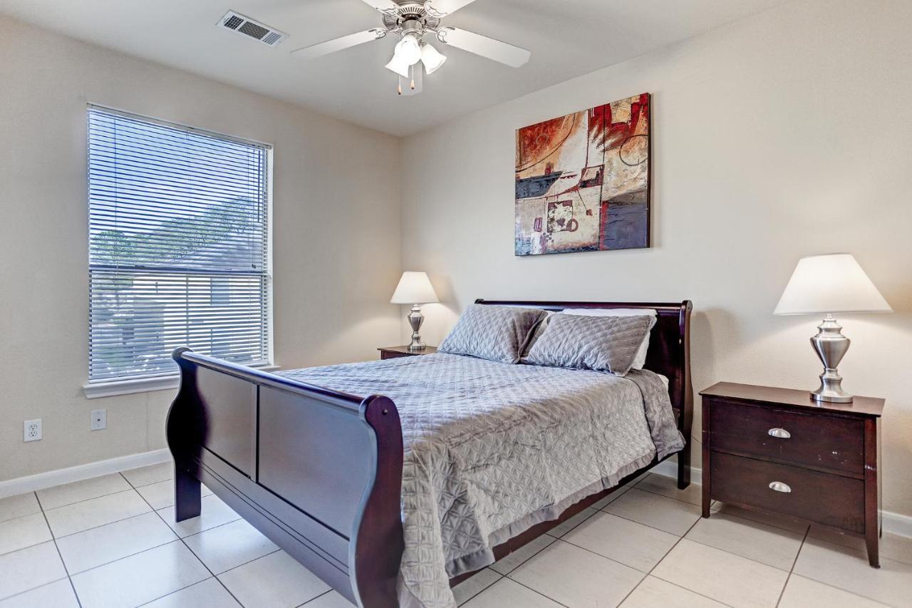 Villa Laverne 3 Bedroom Suite Furnished Condos Houston Exteriör bild